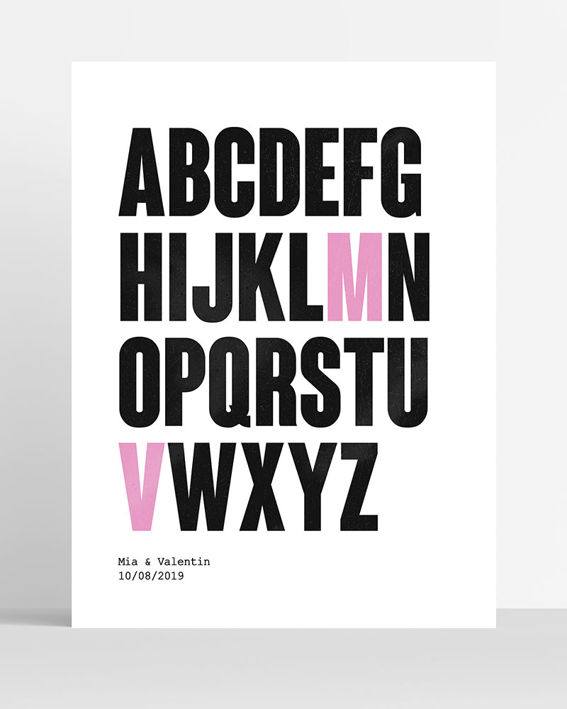 Affiche couple initiales abécédaire rose